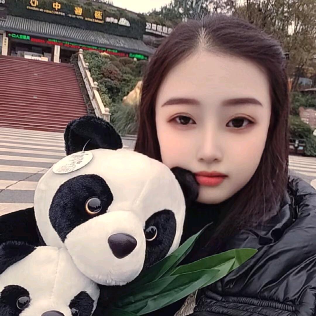 丹棱南方家居   皇督装饰  LH英姐