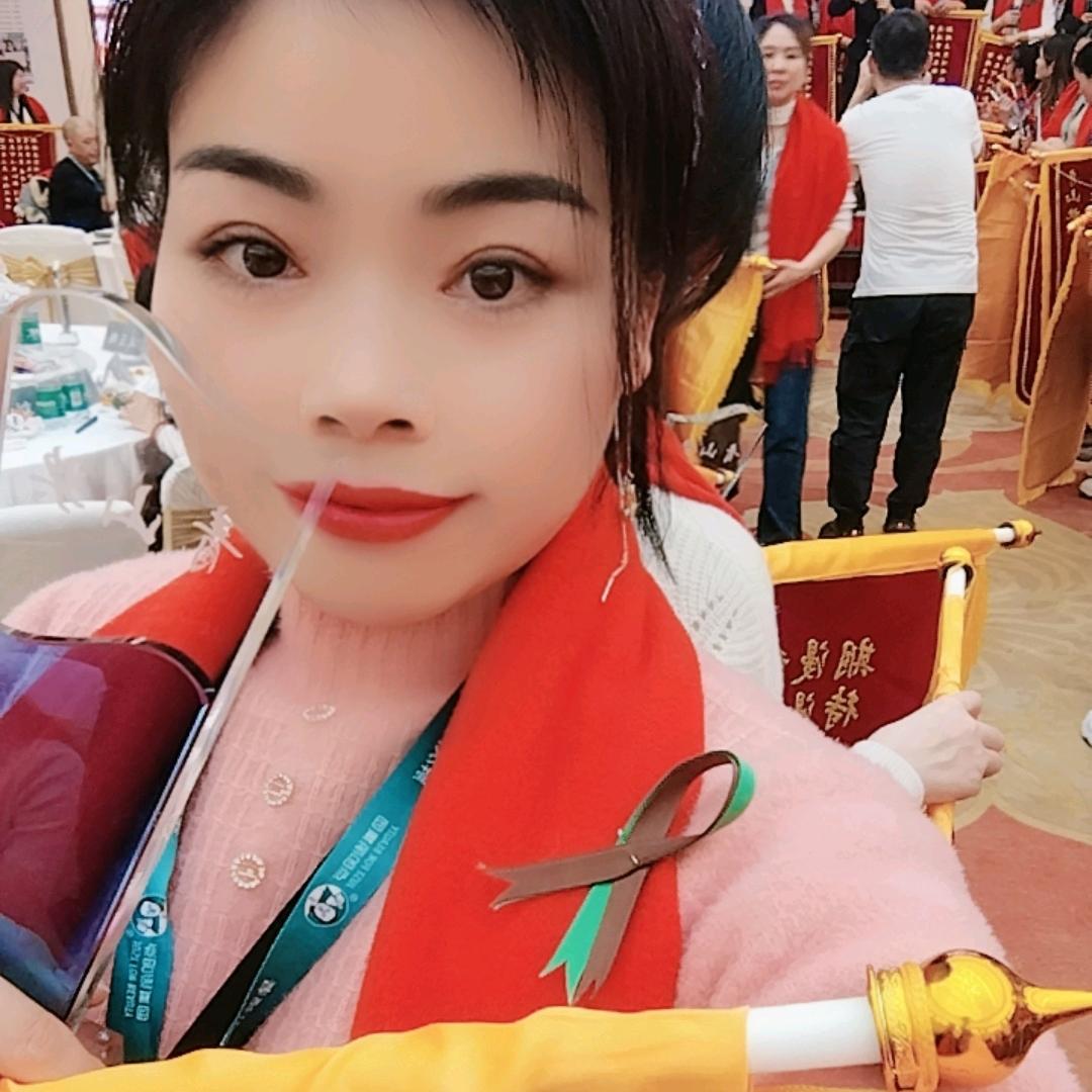 （焕颜师）