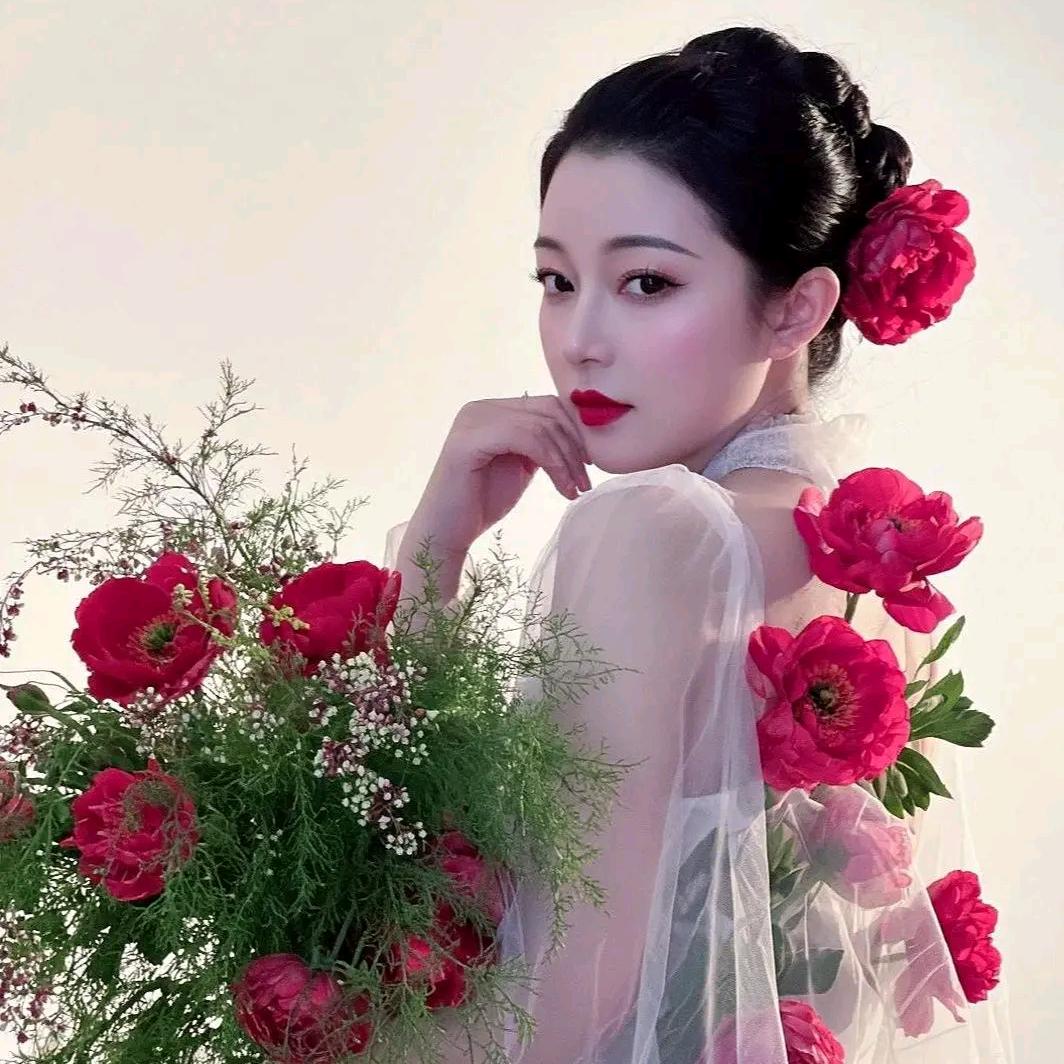 香吻《独来独往》
