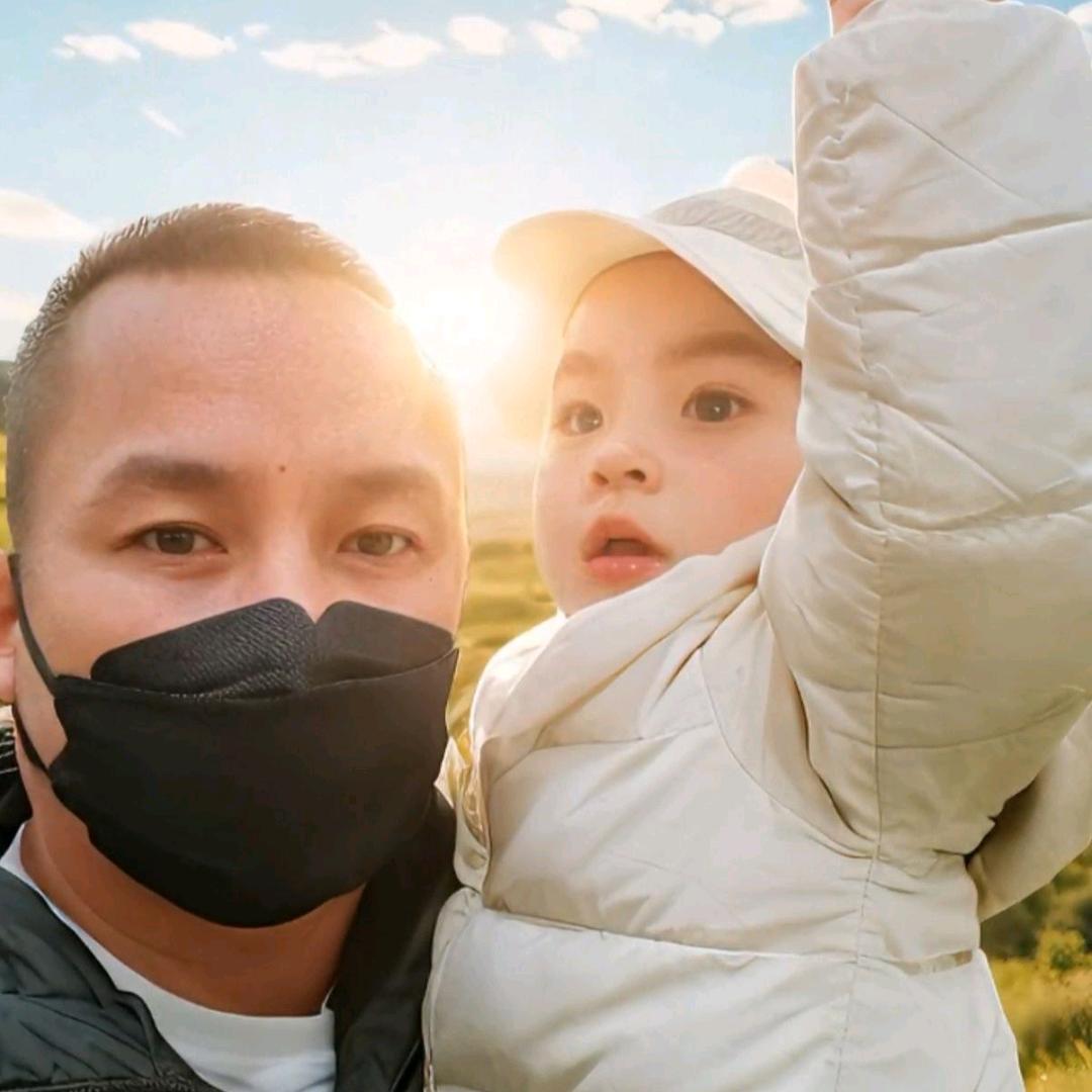 邓YY房车环游世界