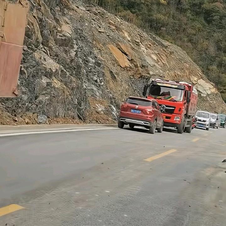 -某某^