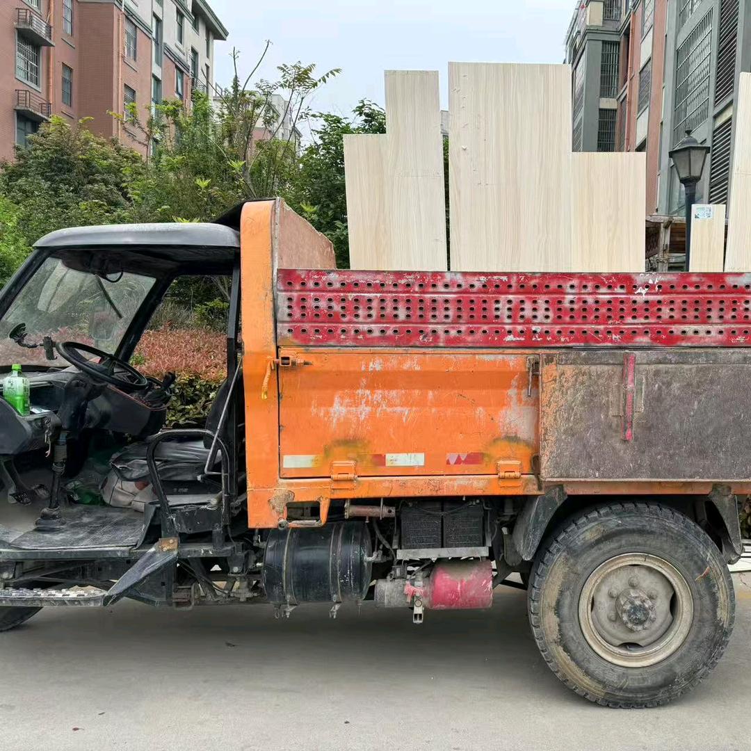 刘全胜 沙子水泥 清垃圾 砸墙