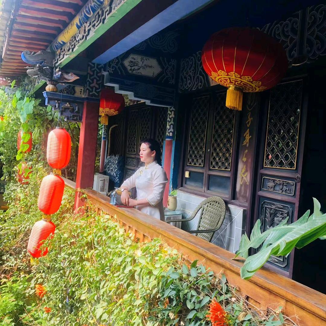 杨小姐