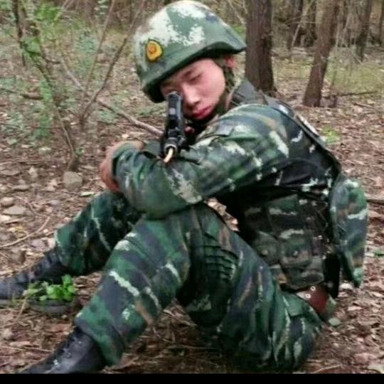 高能英雄-色牛牛