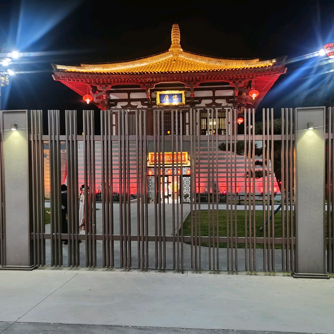 锌钢护栏铁艺护栏护栏网厂家