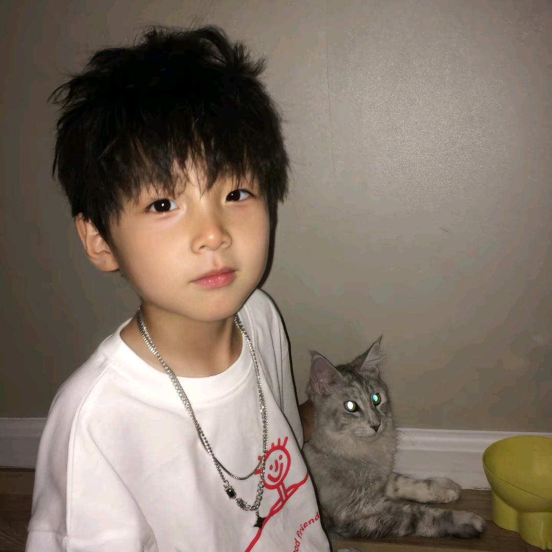 怪兽大王👾