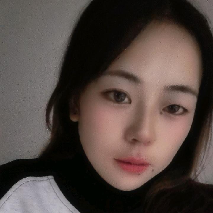 ℳঞᩚ听说ꦿ糖很甜꧔ꦿ