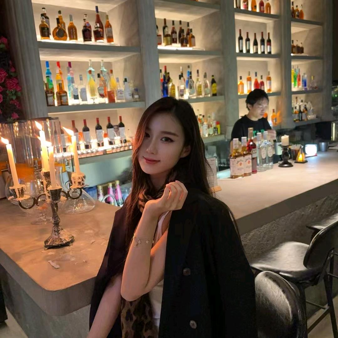 潮玩曼妮