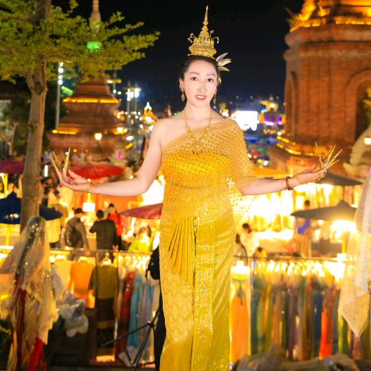 藏家馨意客栈。主角，俩个双胞胎宝贝。