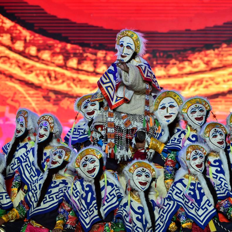 阿坝县莲宝叶则文化演艺有限责任公司