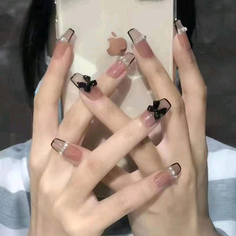 达娜
