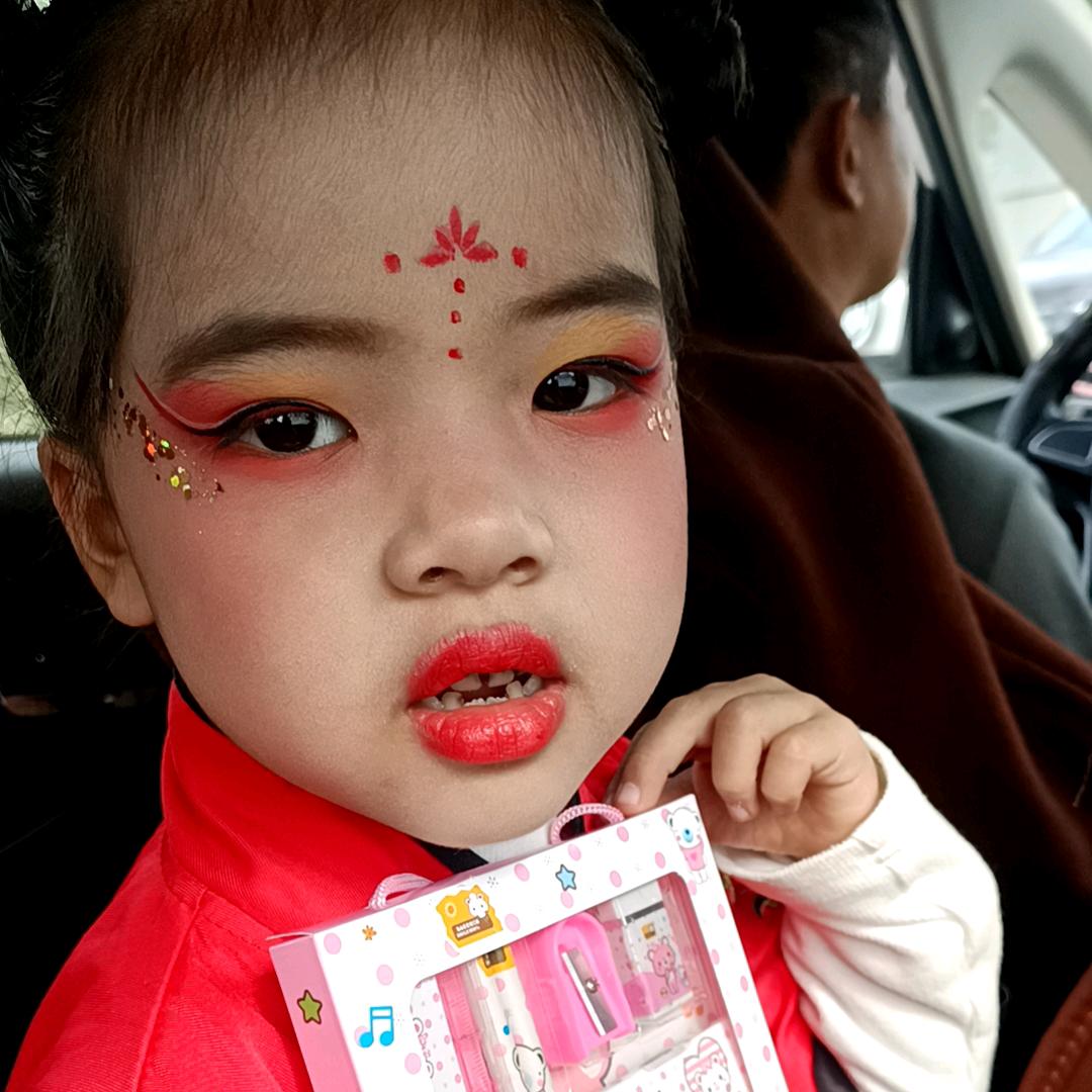 欣宝吖抖❤️