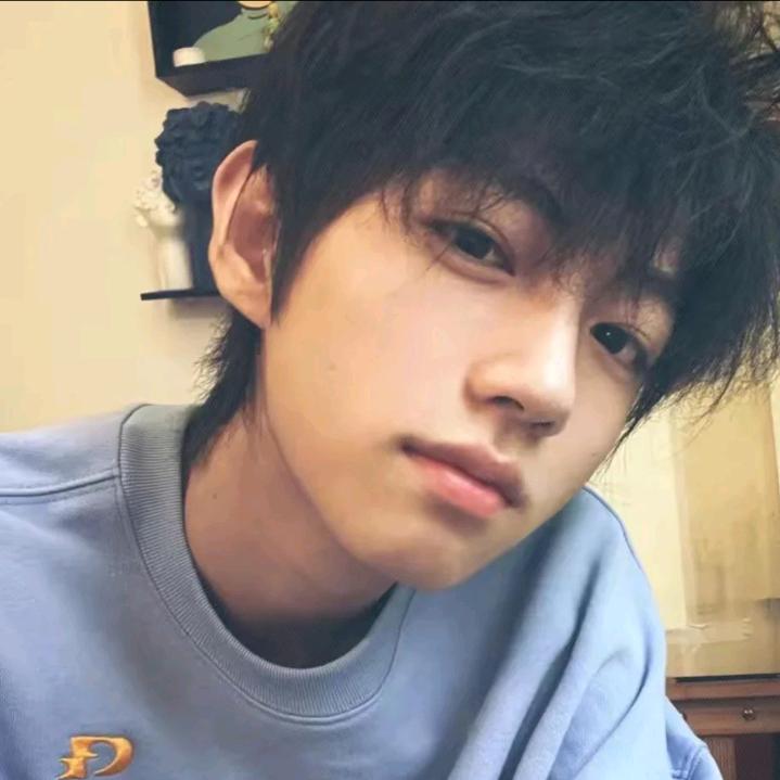 小小怪下士🥳
