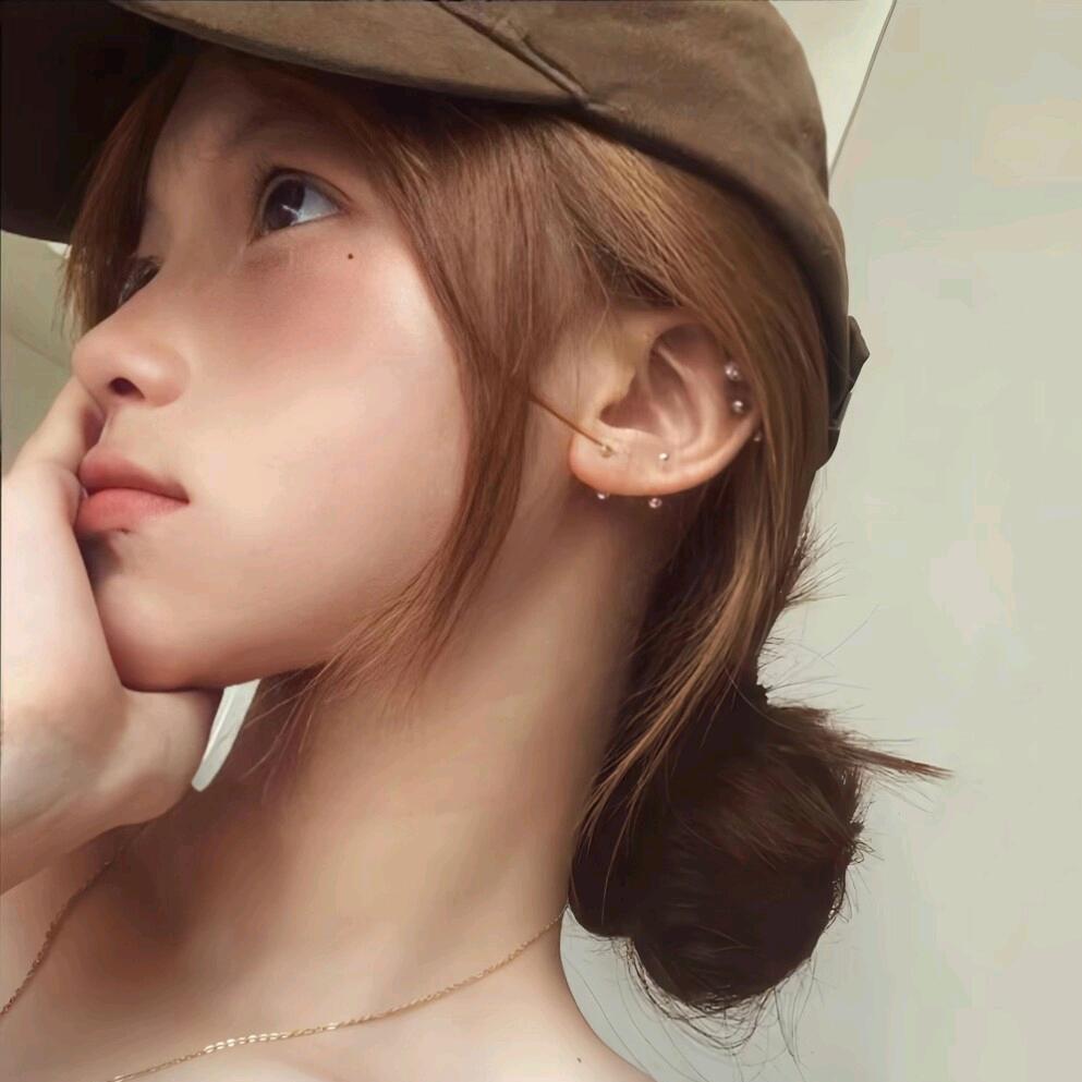 八月.