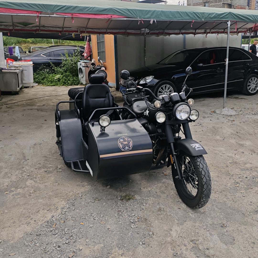 仁怀张坤浪爱玩车