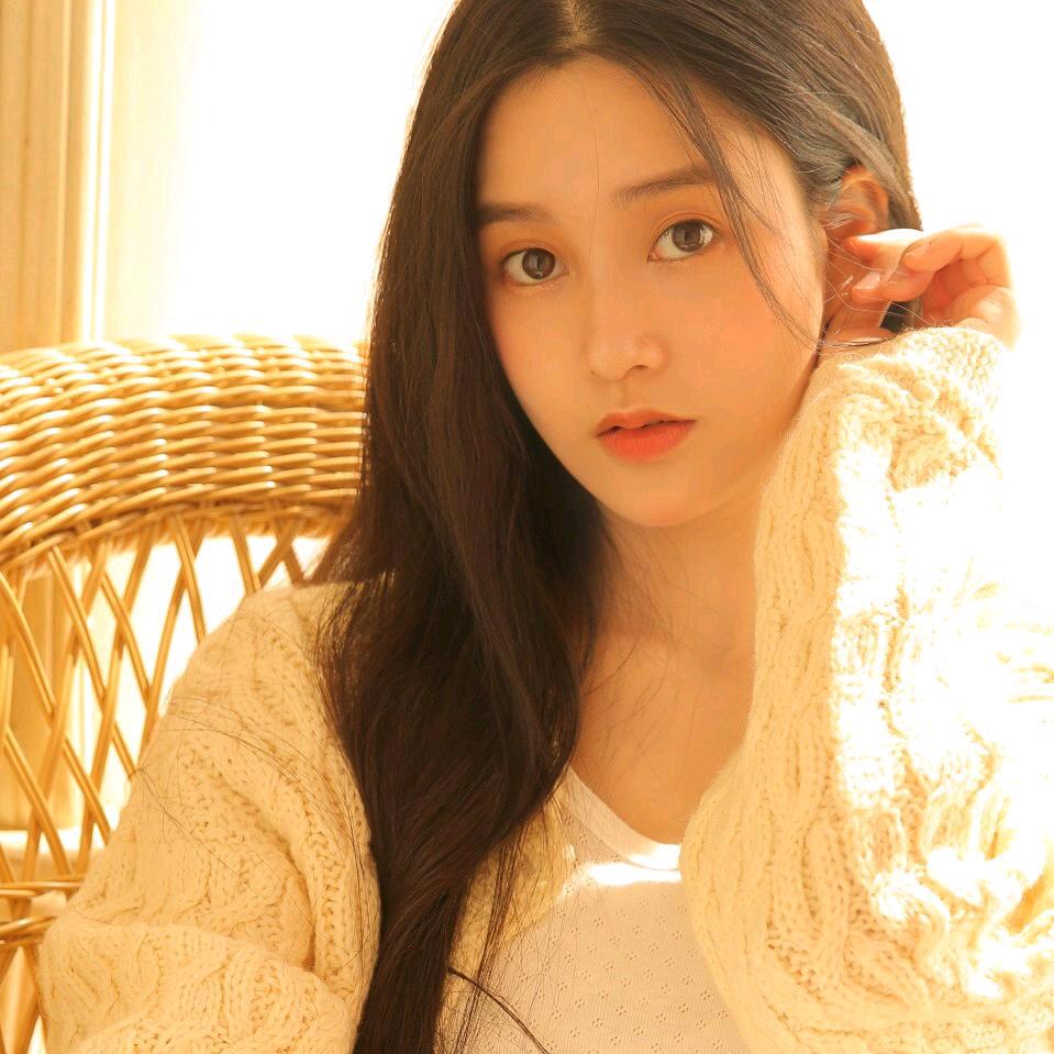 浅笑不语🌼🌼