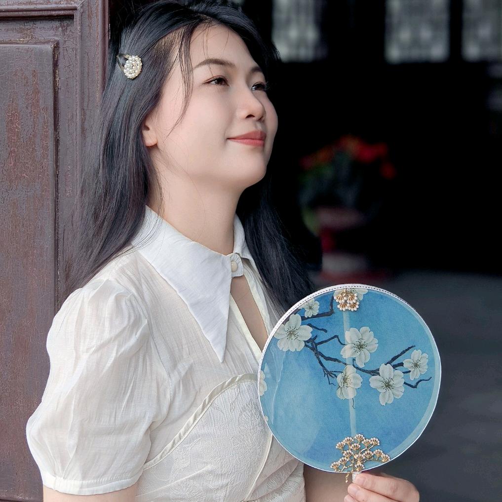 雨中漫步♥轻奢世家美学中心