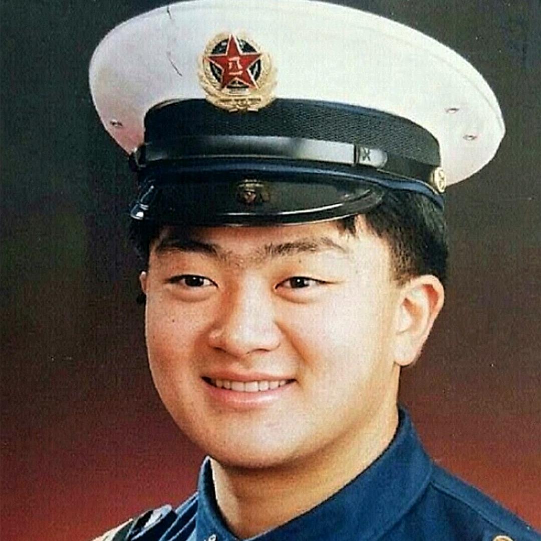 俊   良