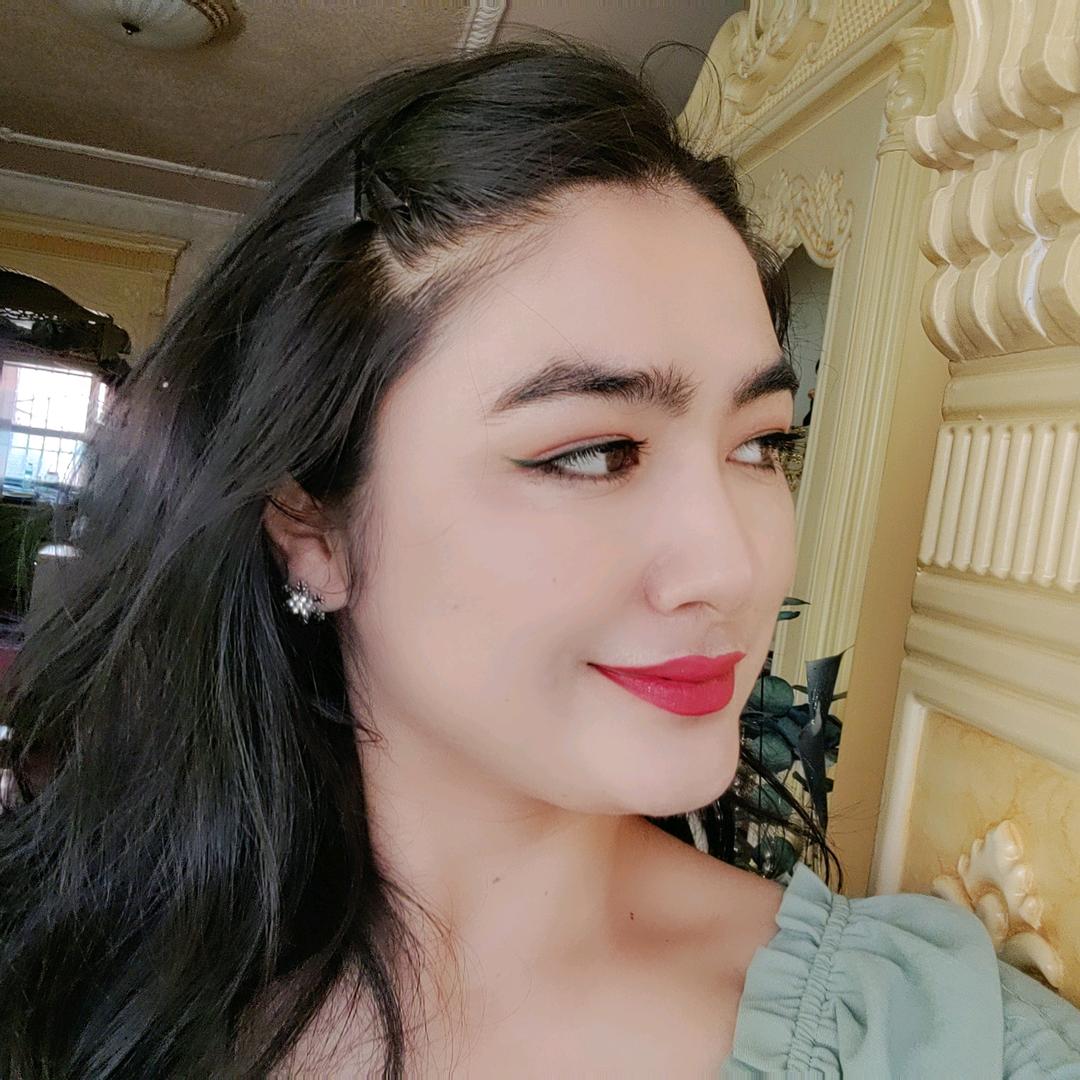 @razye辣妈