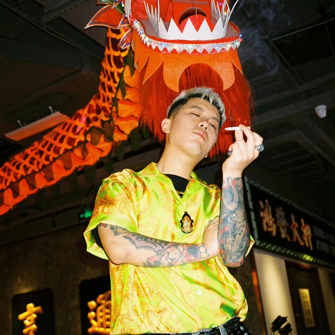 成嶋亮