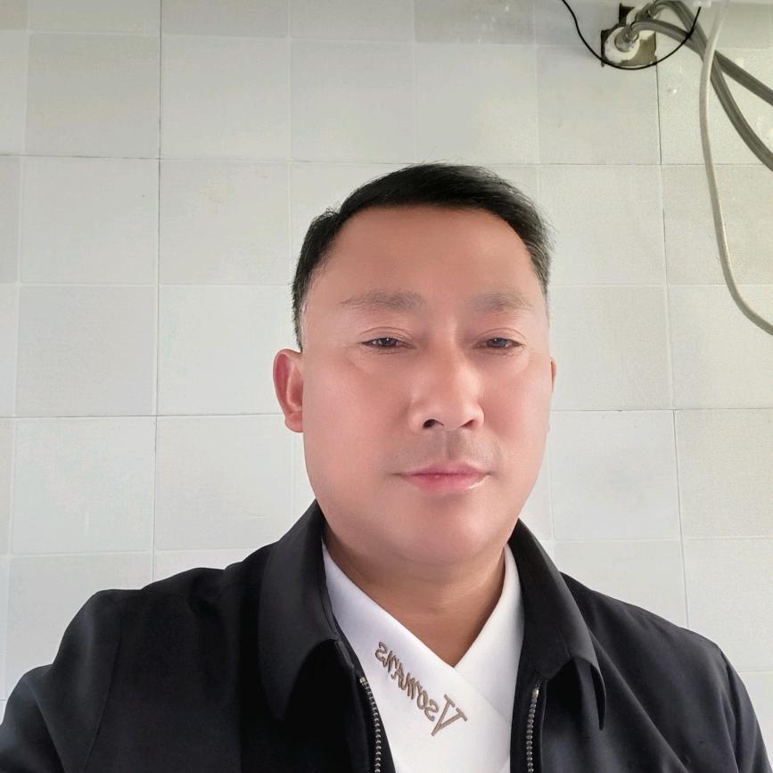 郑尔富