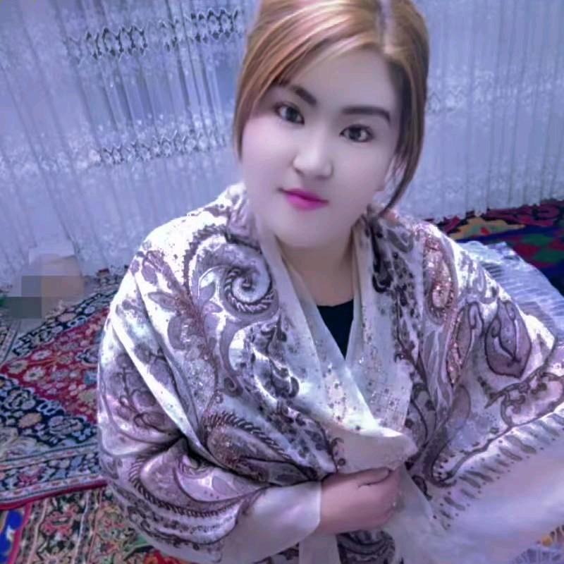 美娜
