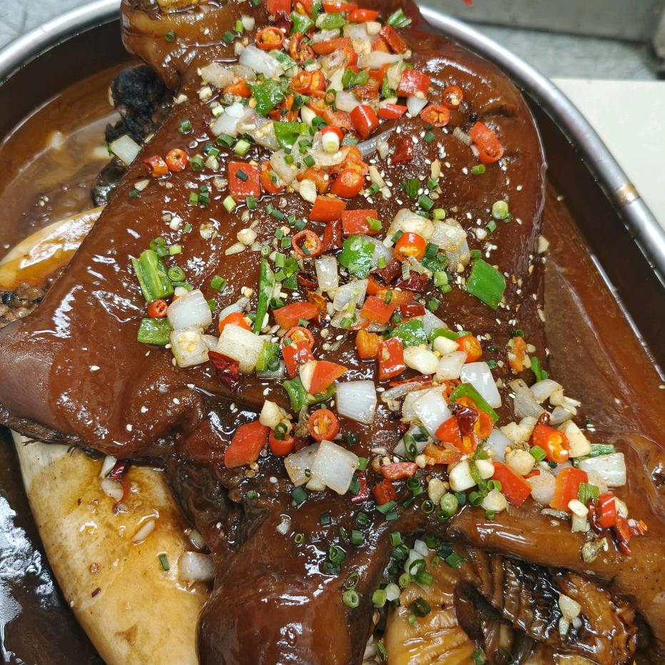 团风县上巴河镇小梅酒店