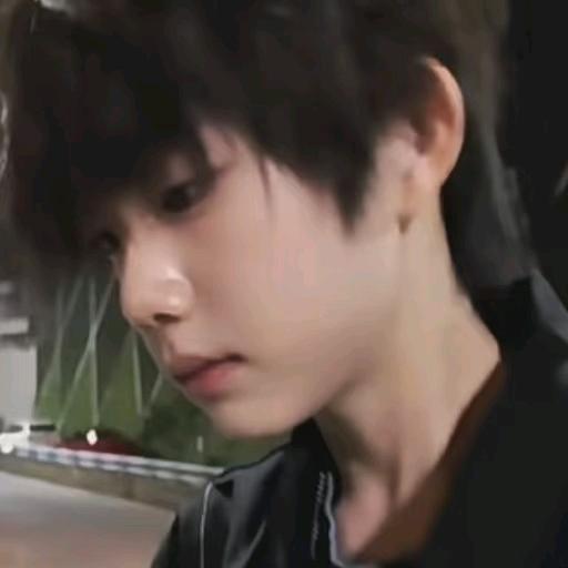 奕颗永恒的星星.🎸