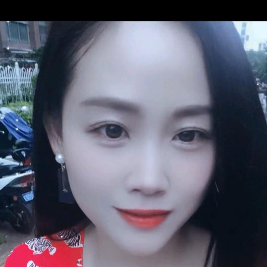 卖羊乳粉的小姐姐