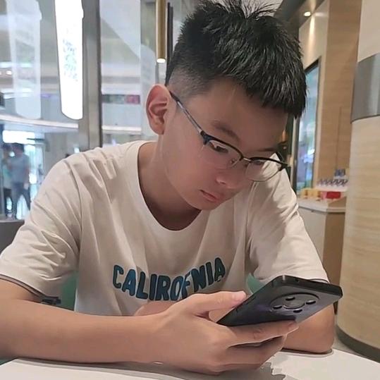 I꧁༺๑放眼世界I982๑༻꧂ღ ꯭᭄ꦿ