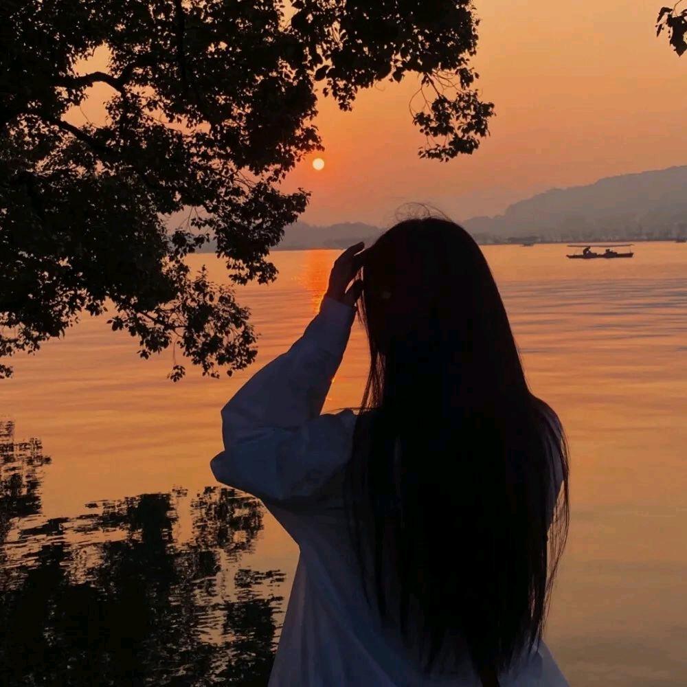 哆啦A咪淇翰采