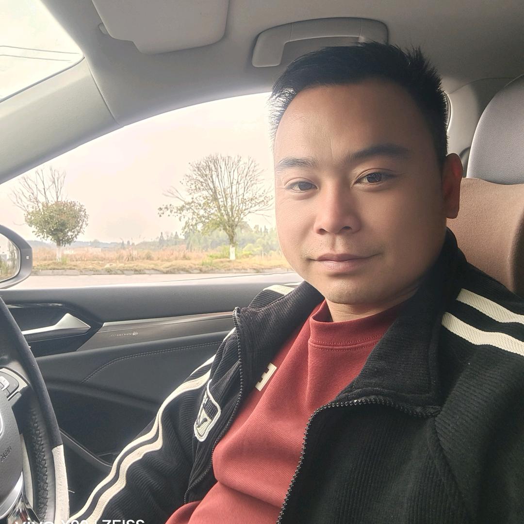 红色二八驾校刘春洋教练