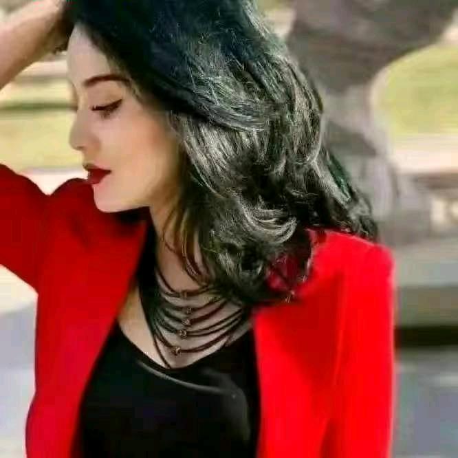 和田县朗如乡选择服装店（个体工商户）