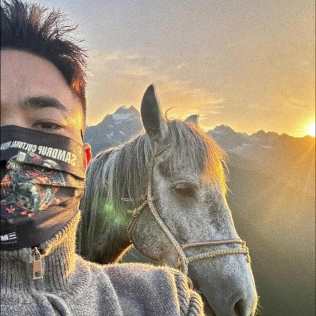 😄