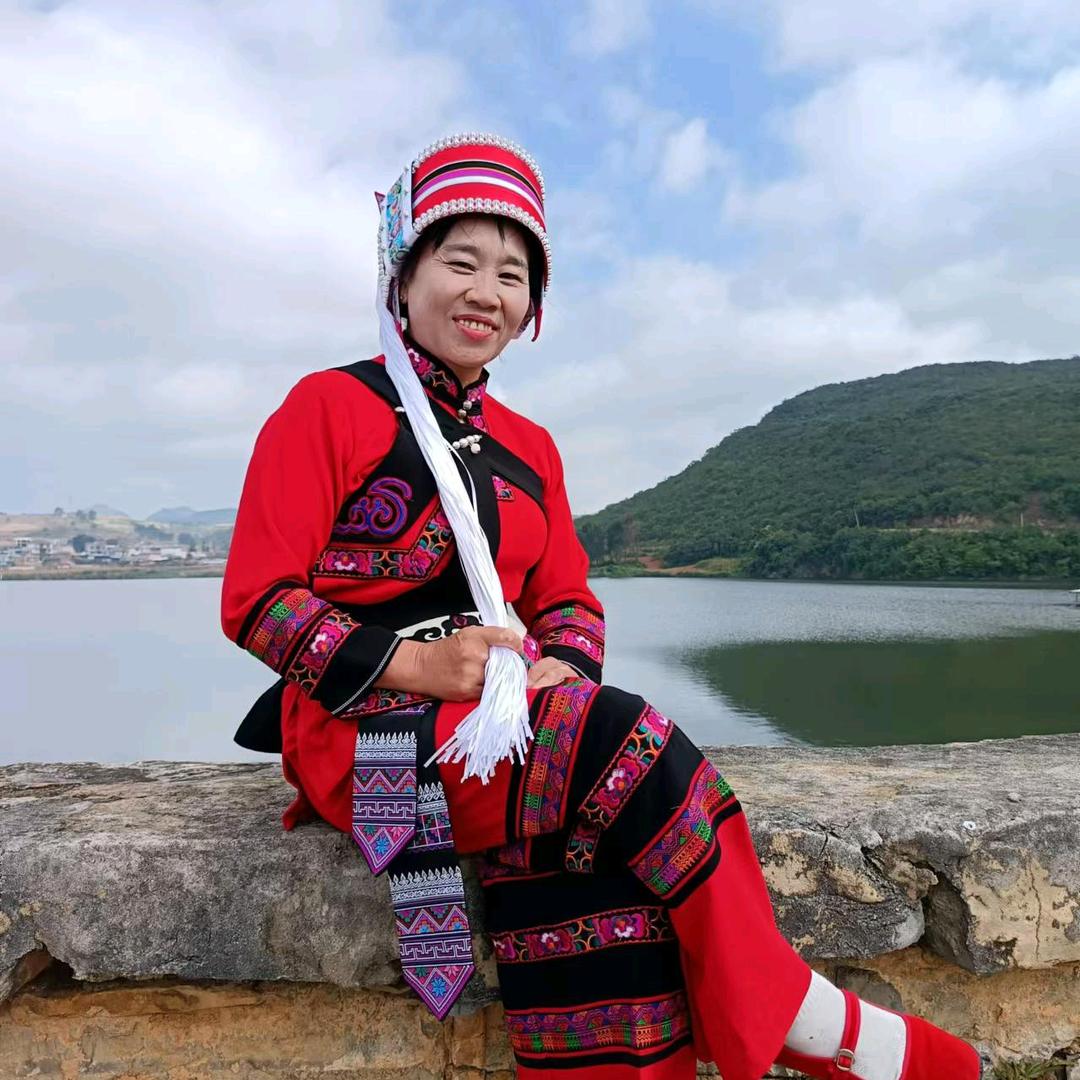 杨三姐