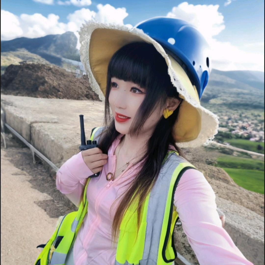 塔机指挥小姐姐  橱窗