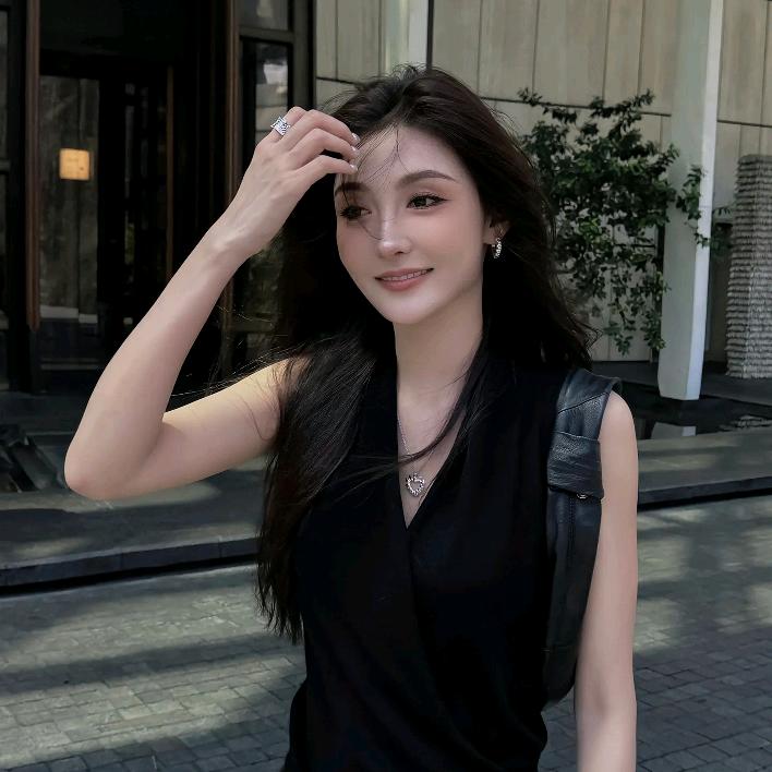 李予诺(穿搭天花板)