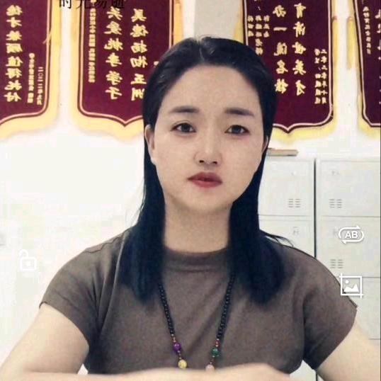 朱村育红小学       朱瑞英