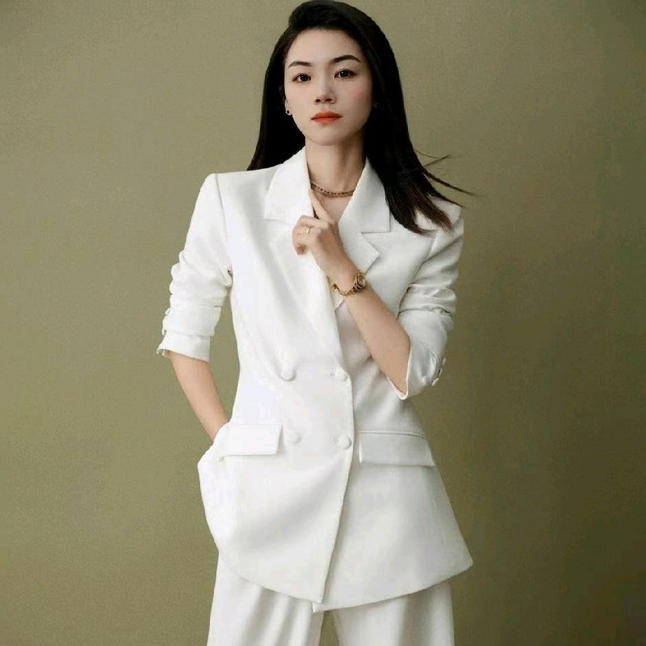 衣起美：