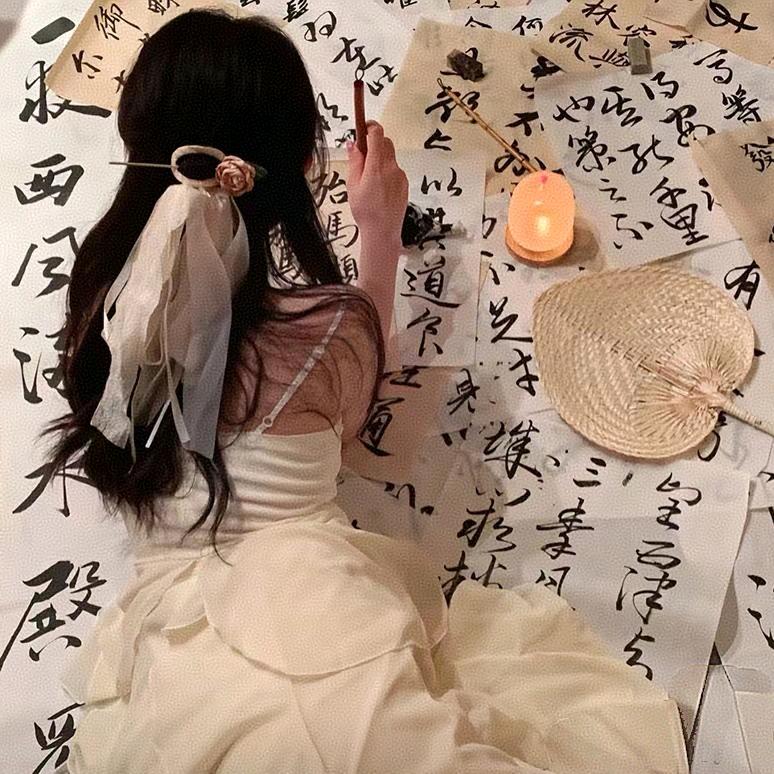 ๑哇噻噻美饰๑