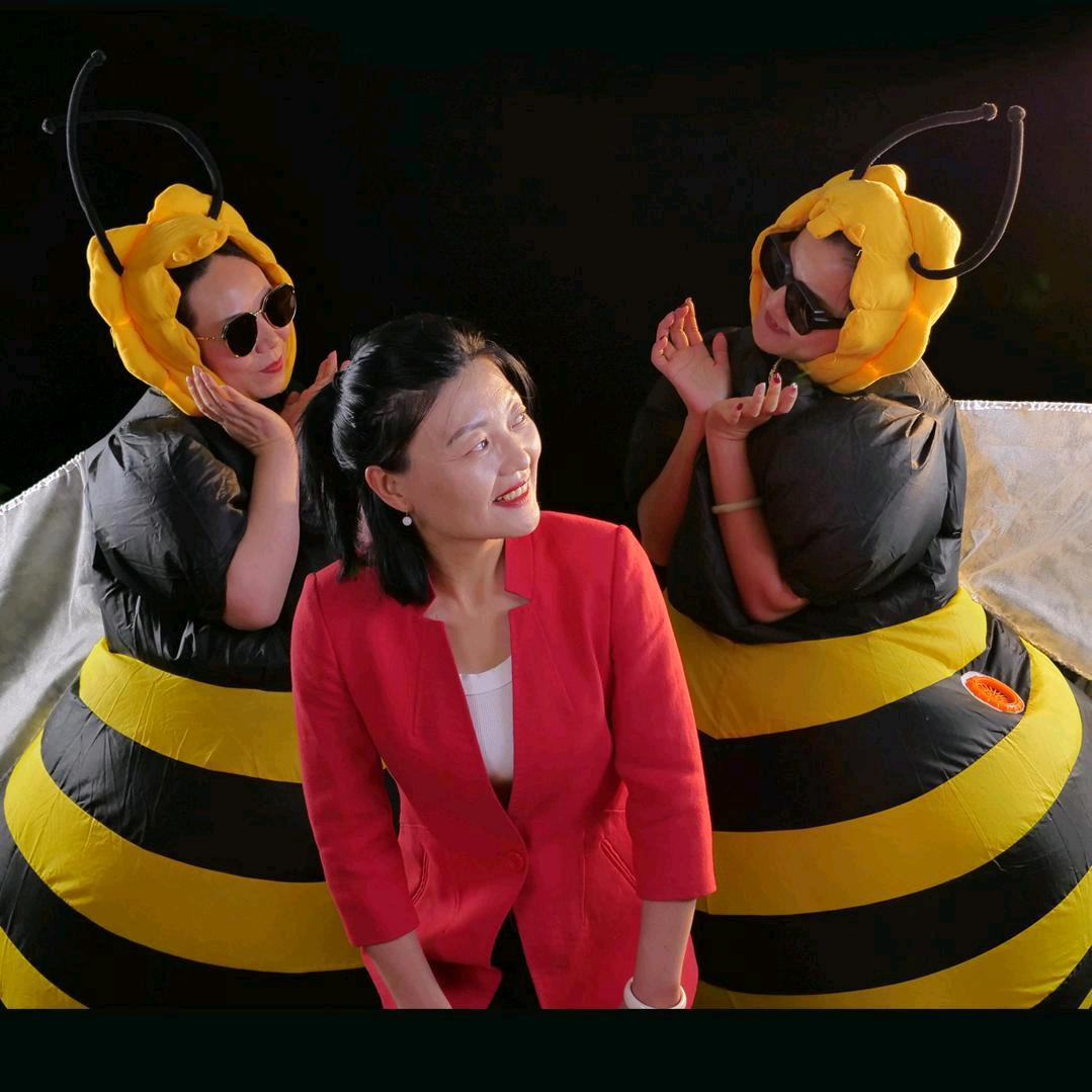 皮辣红的红