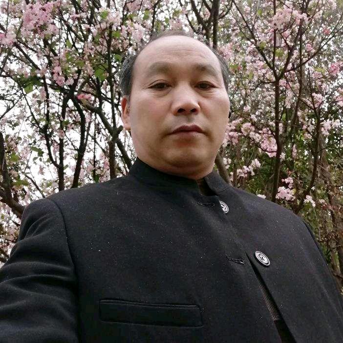 二月花开，开播不定时喜欢交朋友