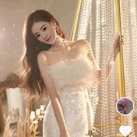 自己养的小富婆。