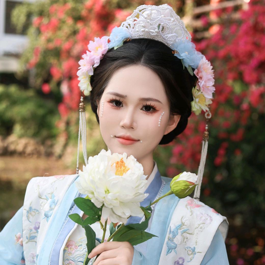李仙女不吃香菜( 看过凤凰传奇 薛之谦）