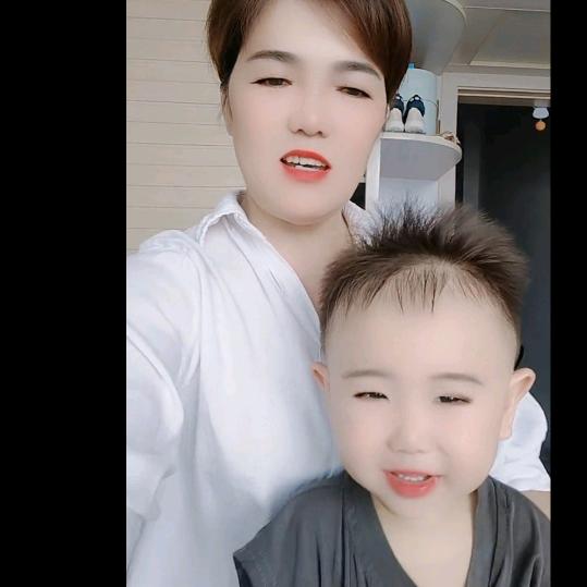 太阳中的玫瑰