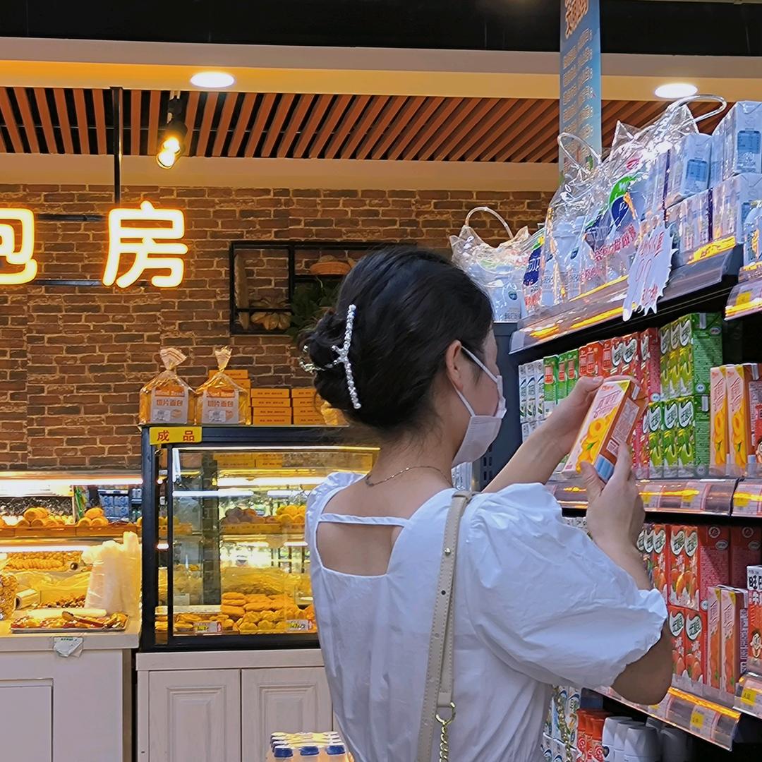 小燕