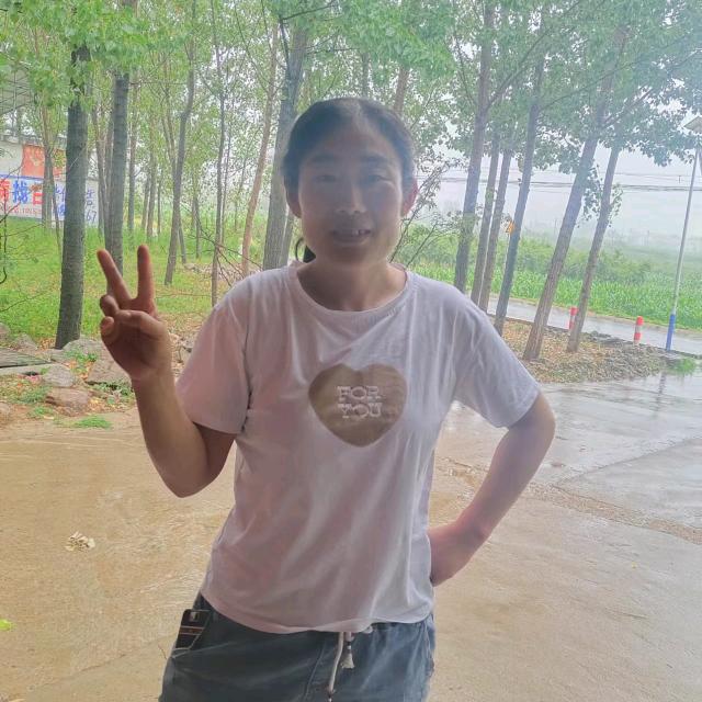 @庄二妮