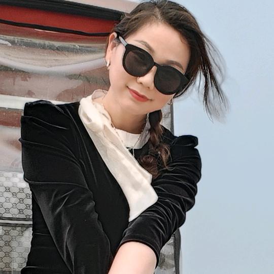 开洗衣店的霞姐