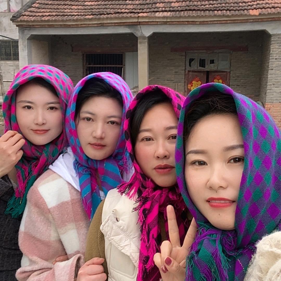 伟丹的姐妹
