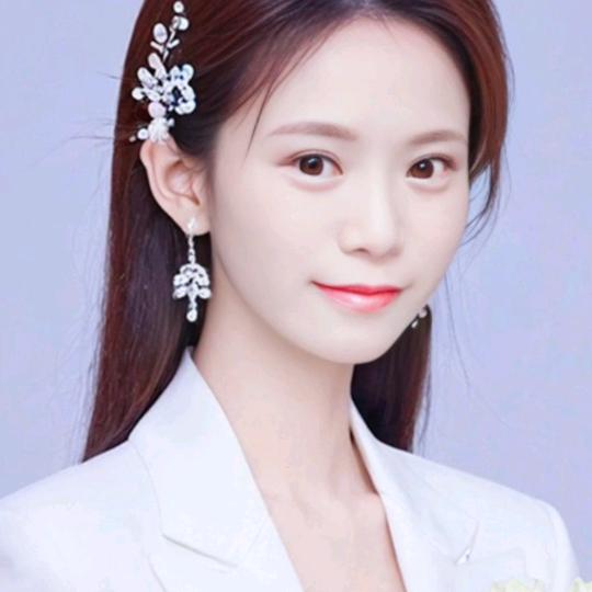 鄧(❁´◡`❁)*✲ﾟ*高望远